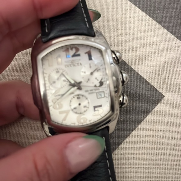 Invicta - Picture 6 of 7